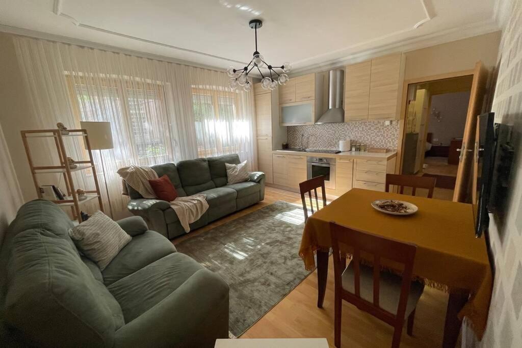 Cozy Apartment In The Old Center Of Prishtina 普里什蒂纳 外观 照片